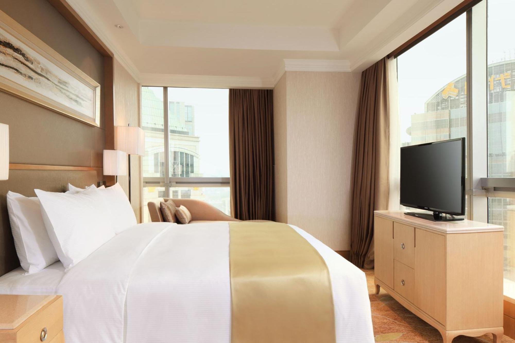 Doubletree By Hilton Guangzhou-Free Shuttle Bus To Canton Fair Complex & Overseas Buyer Registration Services During Canton Fair Period Hotel Exterior photo